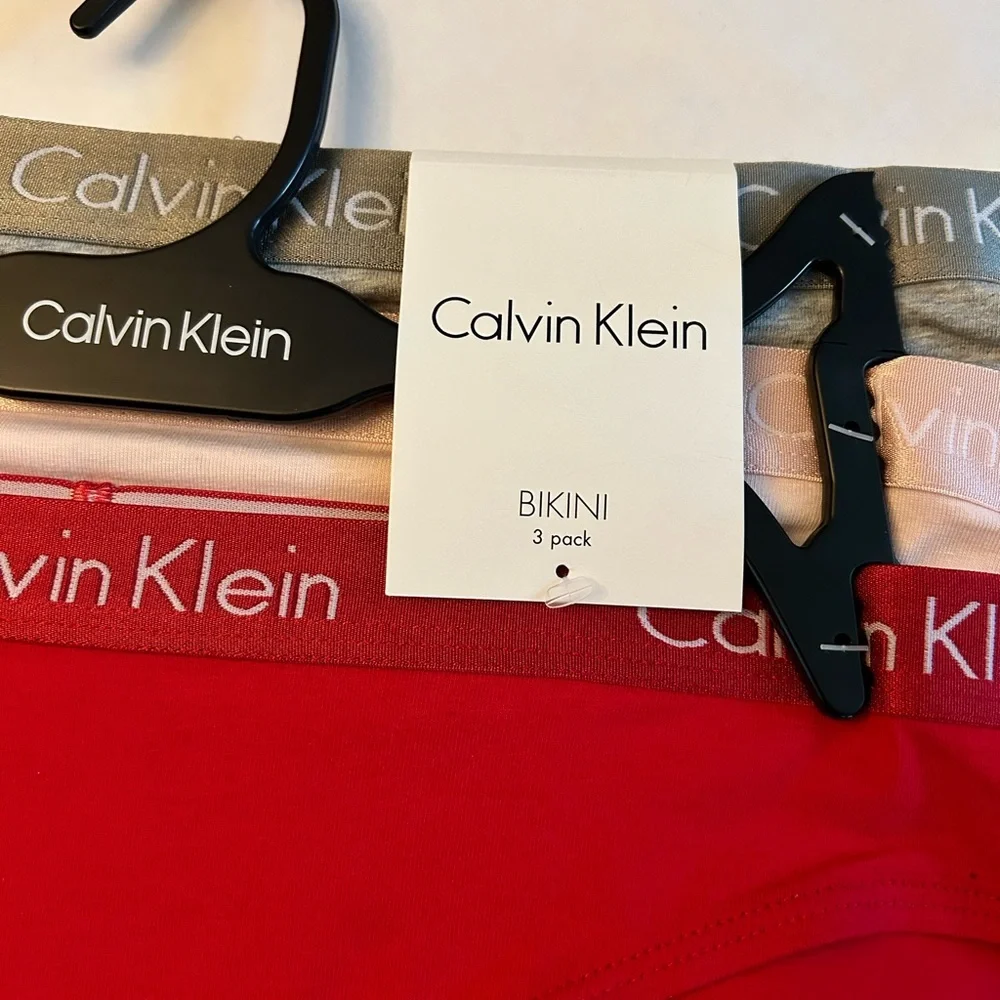 Calvin Klein 3 Pack Underwear Size Medium NWT